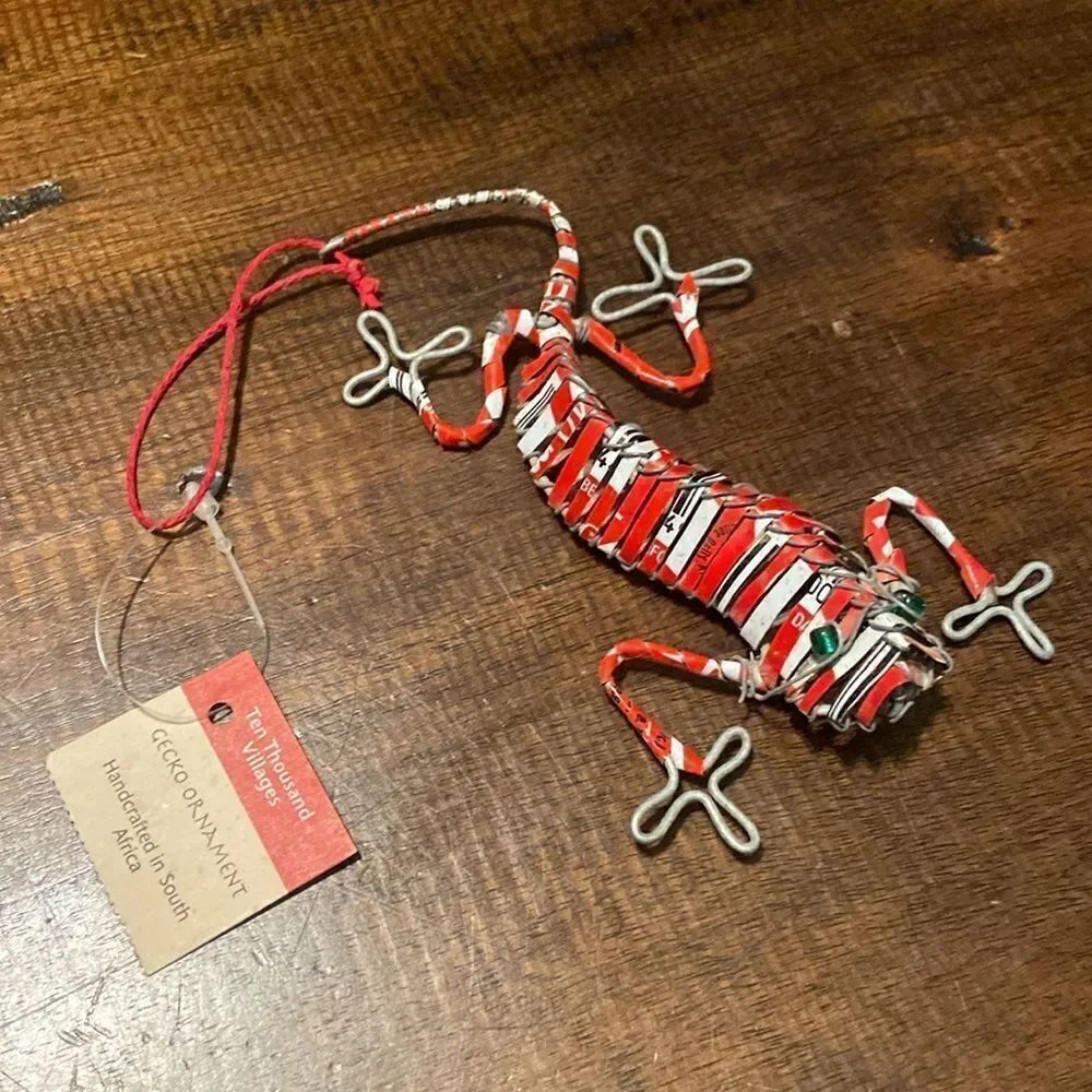 Handmade Lizard Gecko Coca Cola Tin Can Christmas Ornament